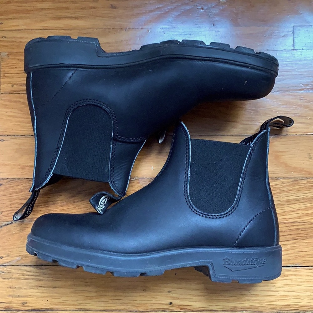 Blundstone 510 black leather boots